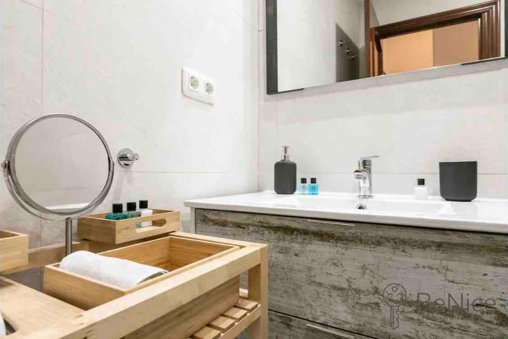 Luxury Apartamento Sevilla Centro -Triana ภายนอก รูปภาพ