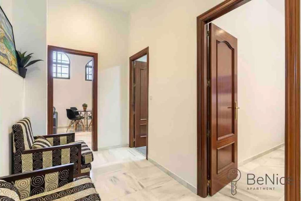 Luxury Apartamento Sevilla Centro -Triana ภายนอก รูปภาพ